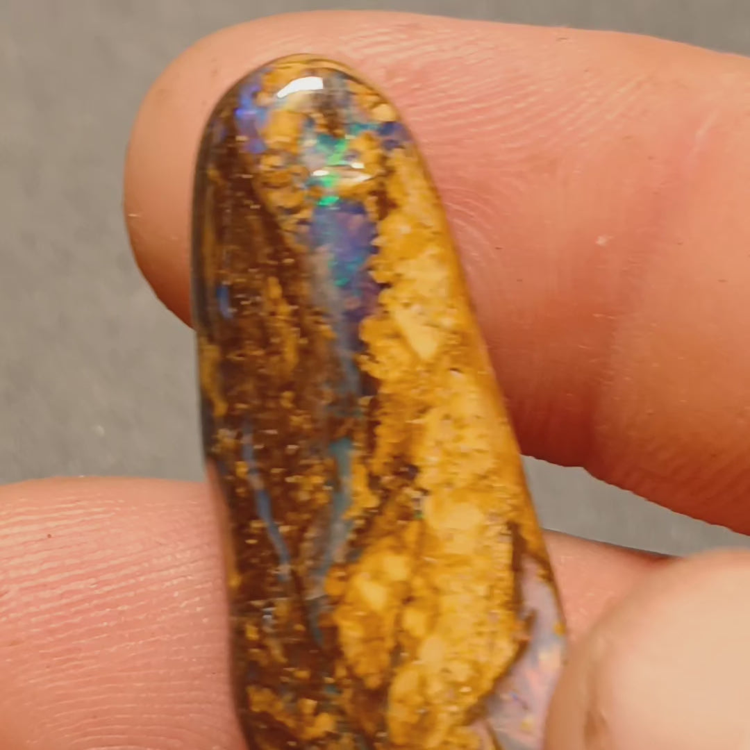 Boulder opal #4